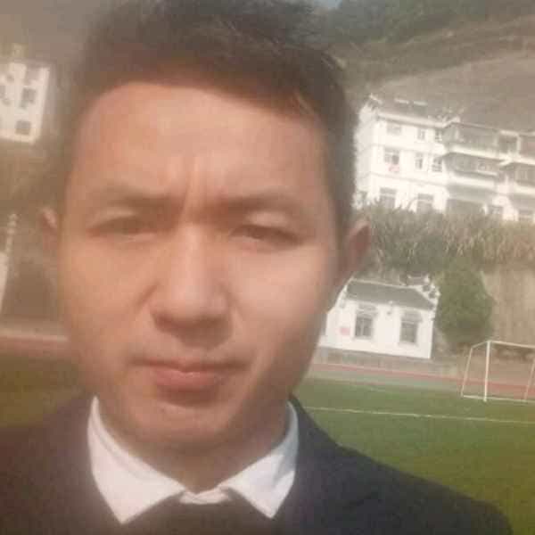 湖北35岁单身帅哥真诚找对象-西宁征婚相亲网