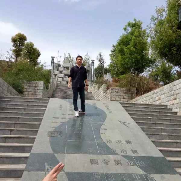 陕西27岁单身帅哥真诚找对象-西宁征婚相亲网