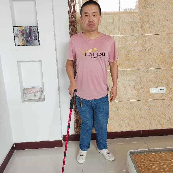 山西35岁单身帅哥真诚找对象-西宁征婚相亲网