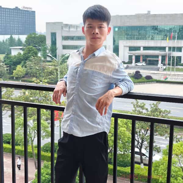 湖南28岁单身帅哥真诚找对象-西宁征婚相亲网