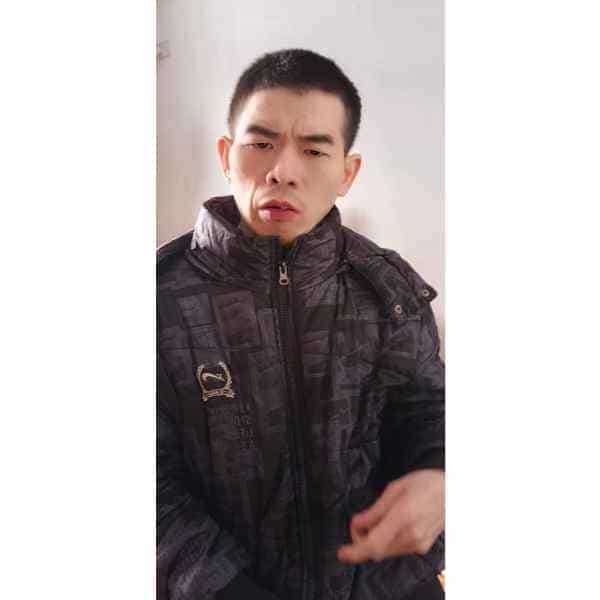 33岁岁四川单身帅哥 - 西宁吉缘网