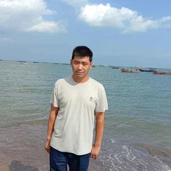 44岁岁辽宁单身帅哥 - 西宁吉缘网