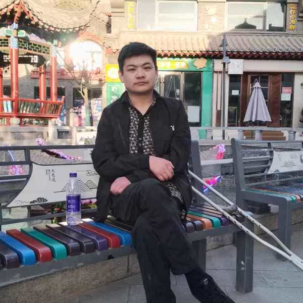 35岁岁甘肃单身帅哥 - 西宁吉缘网