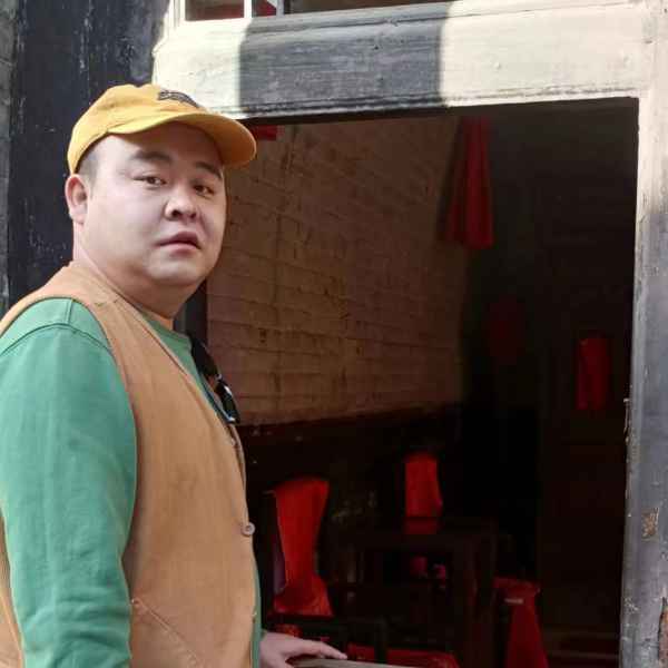 35岁岁陕西单身帅哥 - 西宁吉缘网