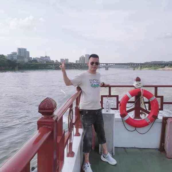 29岁岁四川单身帅哥 - 西宁吉缘网