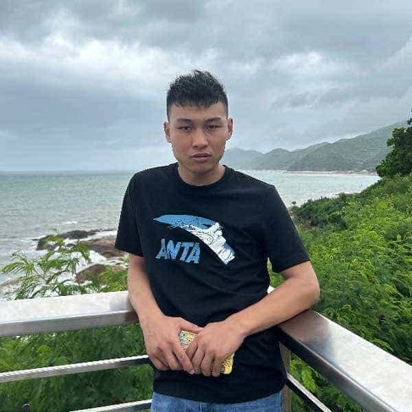 28岁岁山东单身帅哥 - 西宁吉缘网